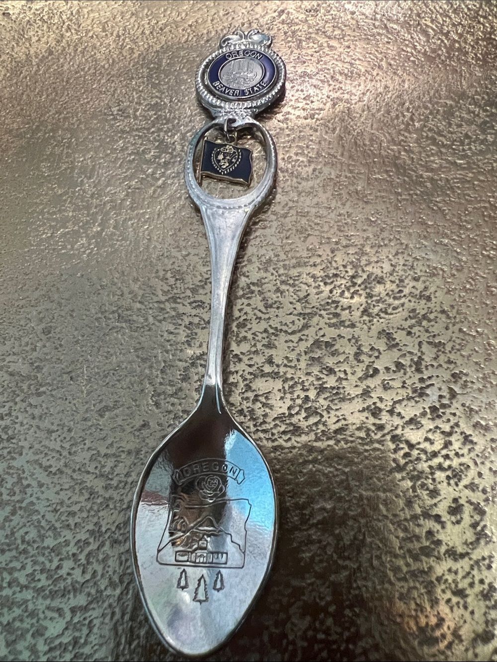 **1002**Vintage-Silver  Tone Oregon Souvenir Spoon with Blue Enamel Accents